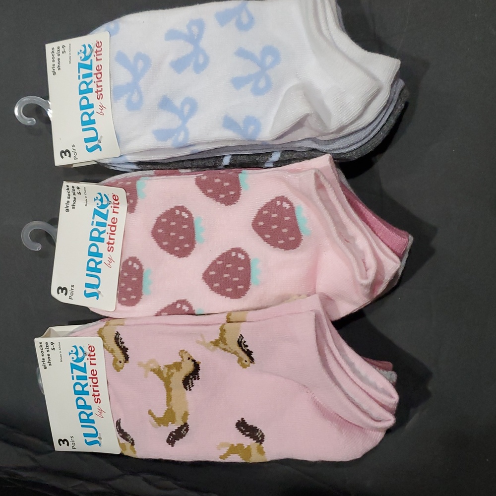 Surprize by Stride rite 9pairs of little girls socks in assorted styles new